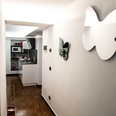 Elegante Nel Centro Storico Di Appartement *