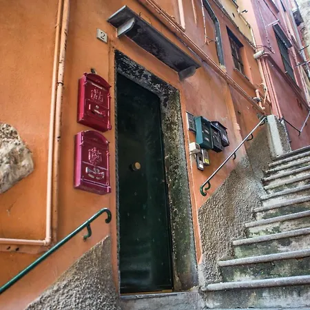 Elegante Nel Centro Storico Di Appartement Genua
